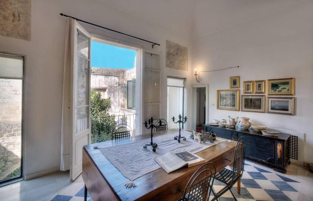 Bed and Breakfast Massa House à Lecce Extérieur photo